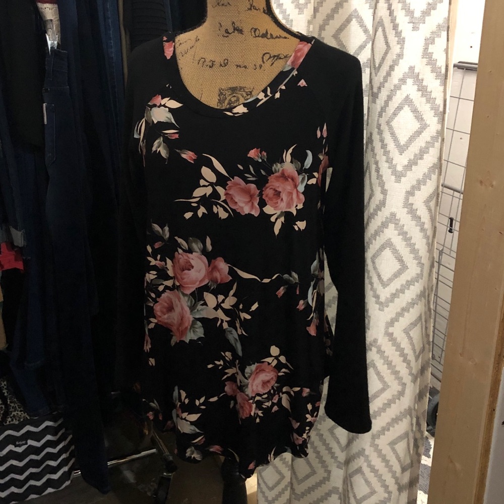 Floral print Raglan